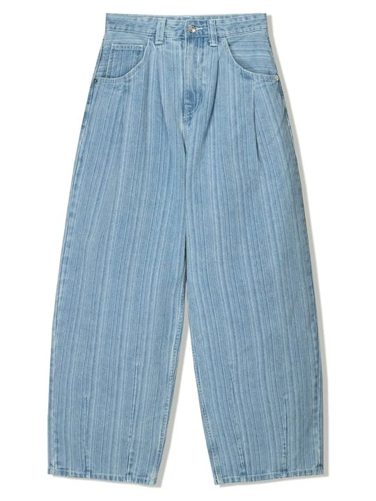 Zdjęcie produktu Jeansy Relaxed Fit Bershka jasnoniebieski denim