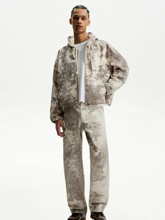 Zdjęcie produktu Jeansy Relaxed Fit Bershka beżowy