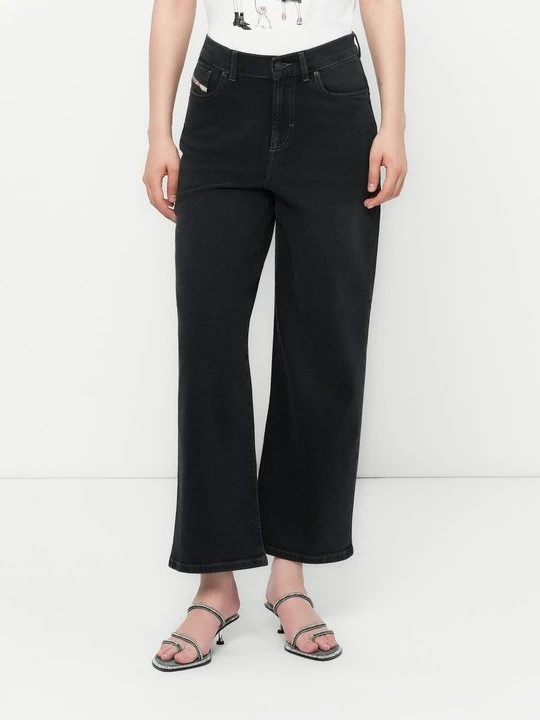 Zdjęcie produktu Jeansy Relaxed Fit Diesel czerwony