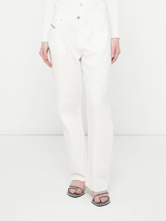 Zdjęcie produktu Jeansy Relaxed Fit Diesel biały
