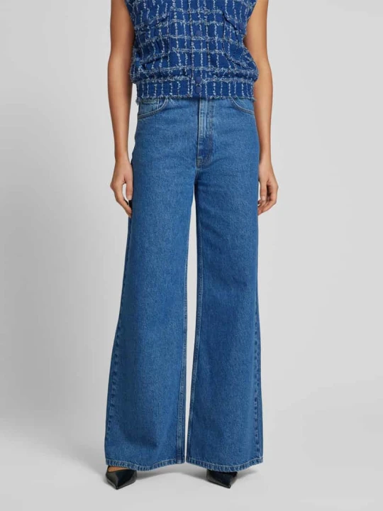 Zdjęcie produktu Jeansy rozkloszowane z 5 kieszeniami INFLUENCER'S CHOICE BY P&C* Jeansowy niebieski