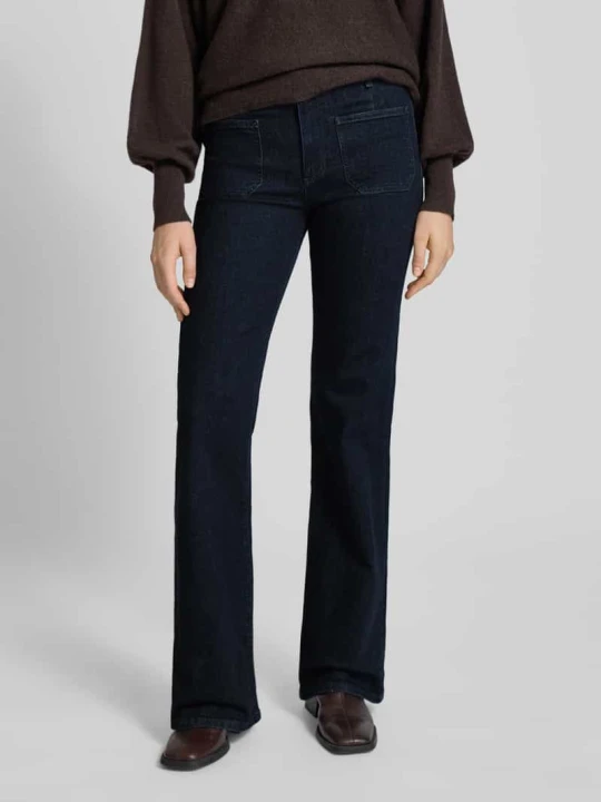 Zdjęcie produktu Jeansy rozkloszowane z nakładanymi kieszeniami model ‘Elea’ JOOP! Ciemnoniebieski