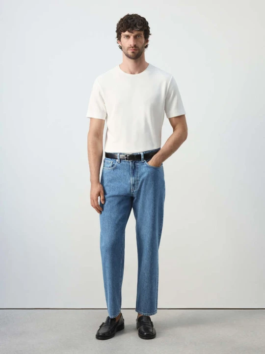 Zdjęcie produktu Jeansy Sammy cropped carrot fit ciemnoniebieski - Mężczyzna - MANGO MAN