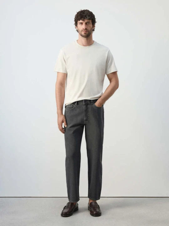 Zdjęcie produktu Jeansy Sammy cropped carrot fit szary - Mężczyzna - MANGO MAN