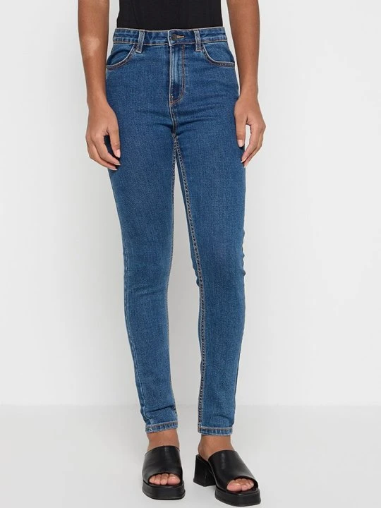 Zdjęcie produktu Jeansy Skinny Fit Guess czerwony