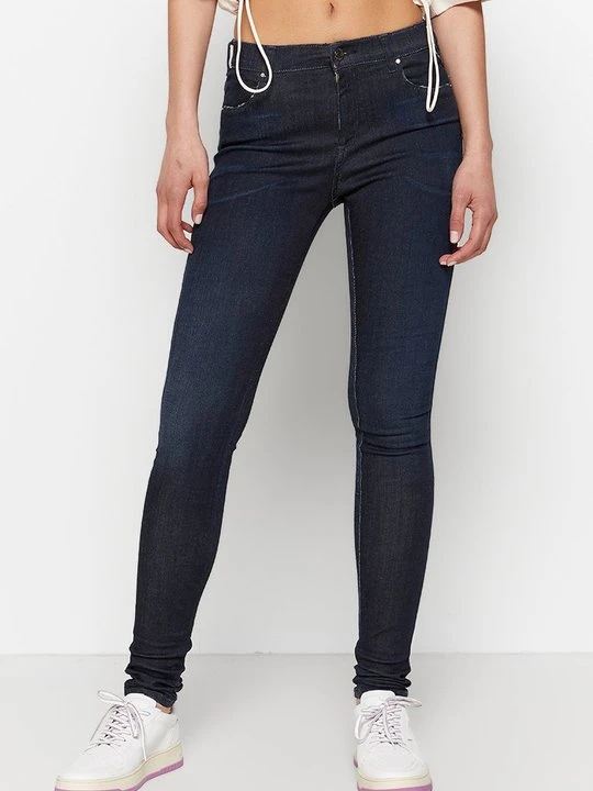 Zdjęcie produktu Jeansy Skinny Fit Replay granatowy