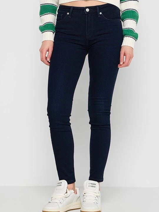 Zdjęcie produktu Jeansy Skinny Fit Tommy Hilfiger granatowy