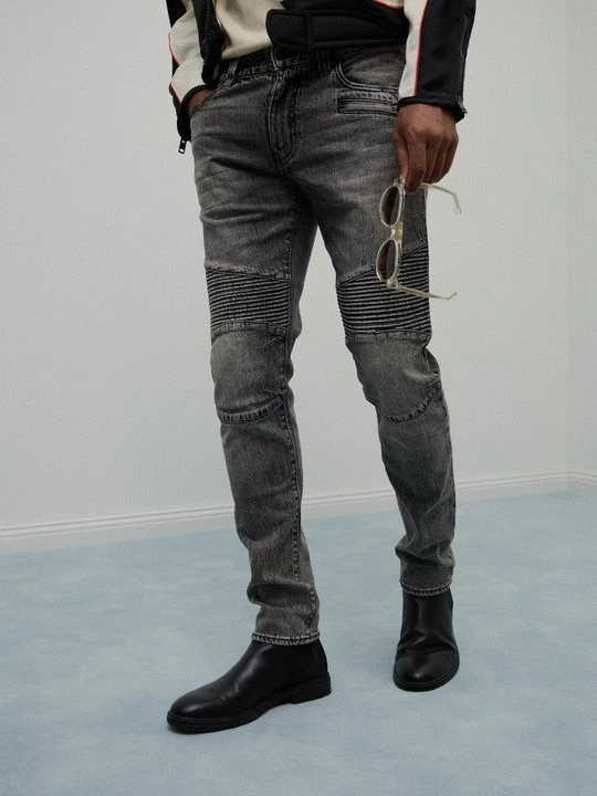Zdjęcie produktu Jeansy Slim Fit Armani Exchange ciemnoszary