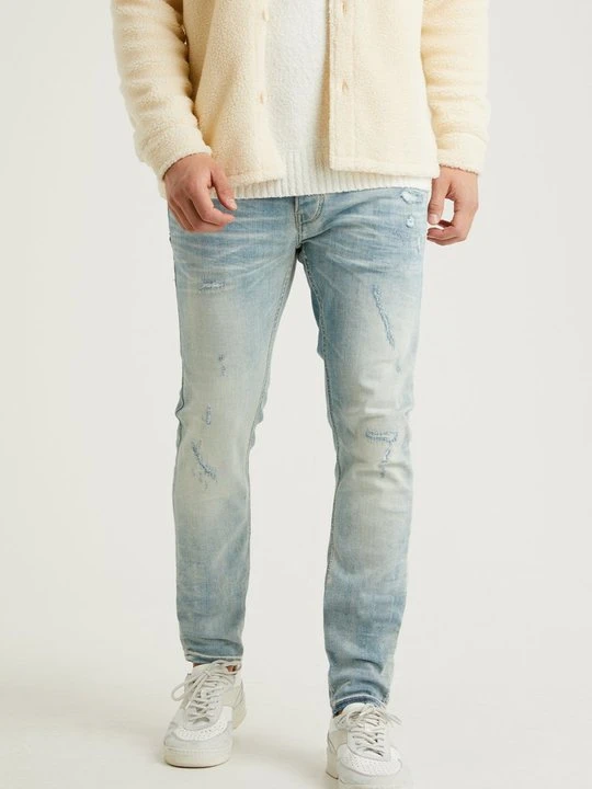 Zdjęcie produktu Jeansy Slim Fit CHASIN' jasnoniebieski