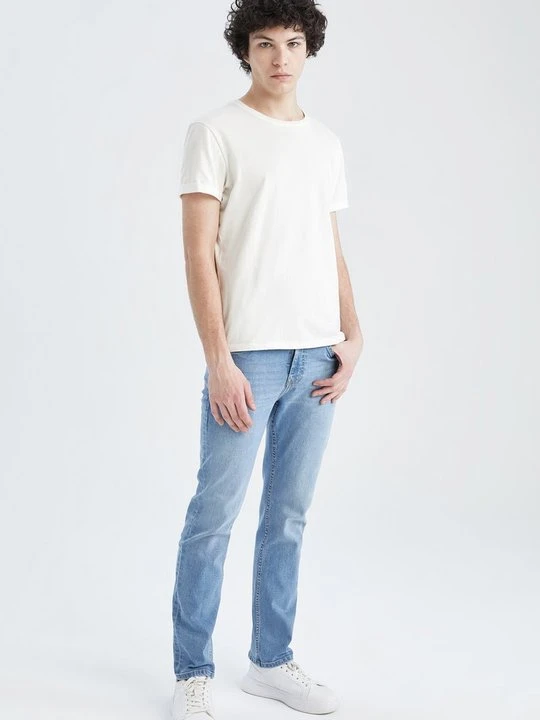 Zdjęcie produktu Jeansy Slim Fit DeFacto jasnoniebieski