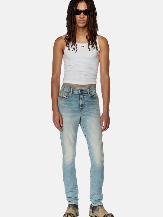 Zdjęcie produktu Jeansy Slim Fit Diesel jasnoniebieski
