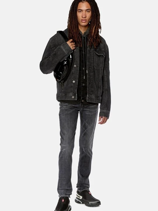 Zdjęcie produktu Jeansy Slim Fit Diesel czarny