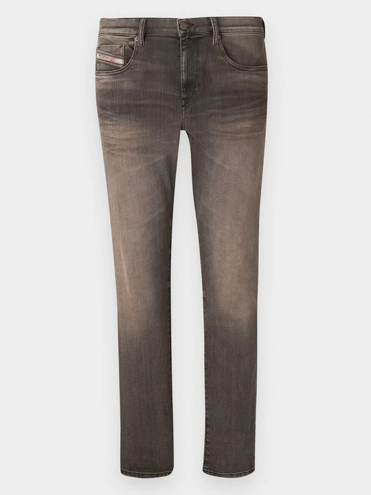 Zdjęcie produktu Jeansy Slim Fit Diesel