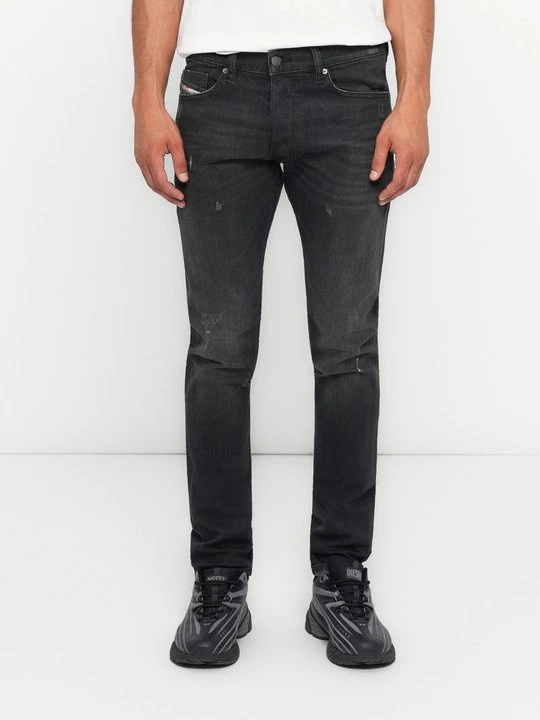 Zdjęcie produktu Jeansy Slim Fit Diesel czerwony