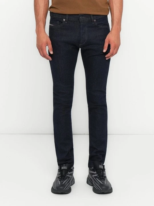 Zdjęcie produktu Jeansy Slim Fit Diesel czerwony