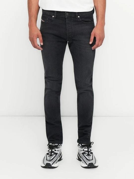 Zdjęcie produktu Jeansy Slim Fit Diesel czerwony