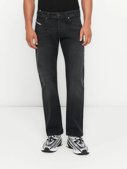 Zdjęcie produktu Jeansy Slim Fit Diesel czerwony