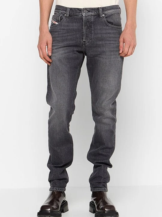 Zdjęcie produktu Jeansy Slim Fit Diesel czarny