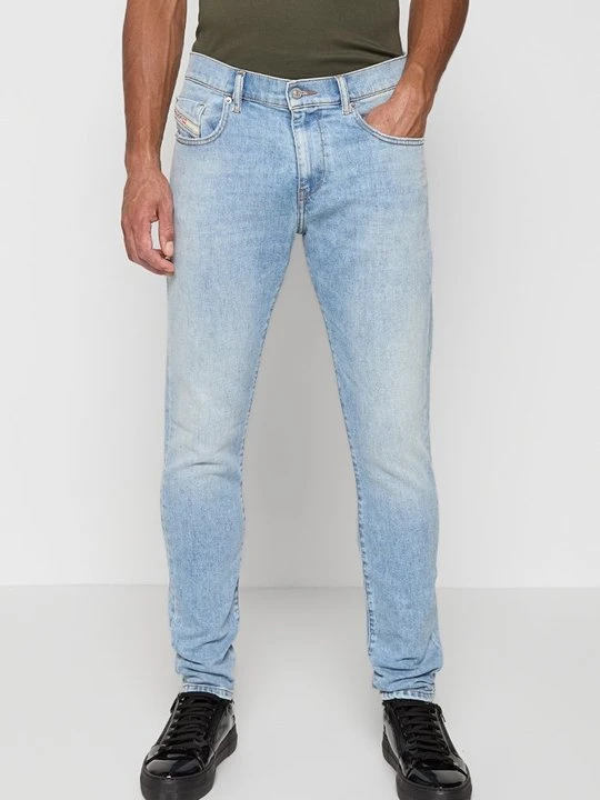 Zdjęcie produktu Jeansy Slim Fit Diesel jasnoniebieski