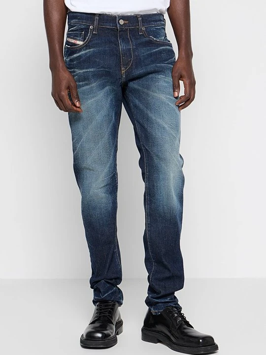 Zdjęcie produktu Jeansy Slim Fit Diesel granatowy
