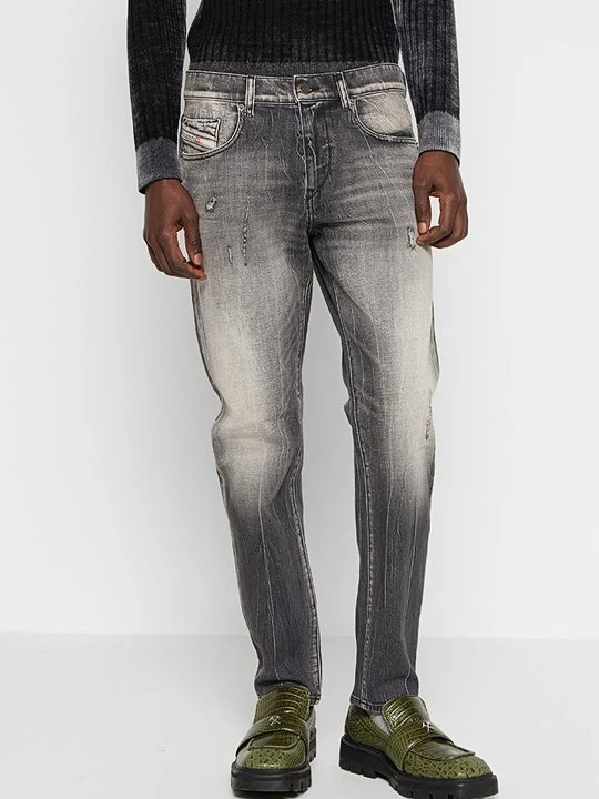 Zdjęcie produktu Jeansy Slim Fit Diesel czarny