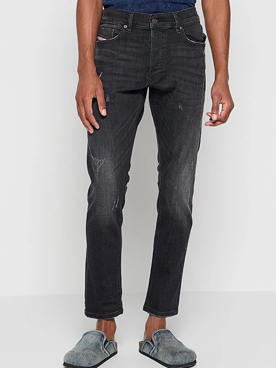 Zdjęcie produktu Jeansy Slim Fit Diesel czerwony
