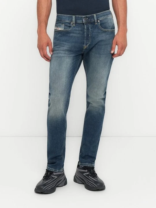 Zdjęcie produktu Jeansy Slim Fit Diesel czerwony