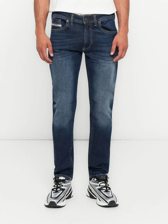 Zdjęcie produktu Jeansy Slim Fit Diesel czerwony