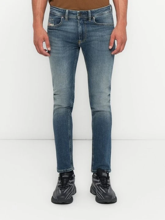 Zdjęcie produktu Jeansy Slim Fit Diesel czerwony