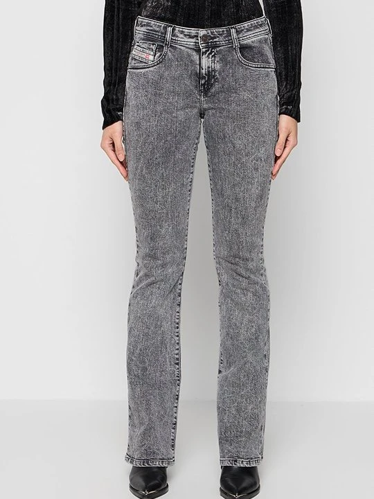 Zdjęcie produktu Jeansy Slim Fit Diesel