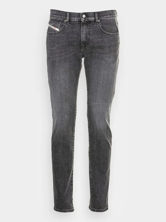Zdjęcie produktu Jeansy Slim Fit Diesel