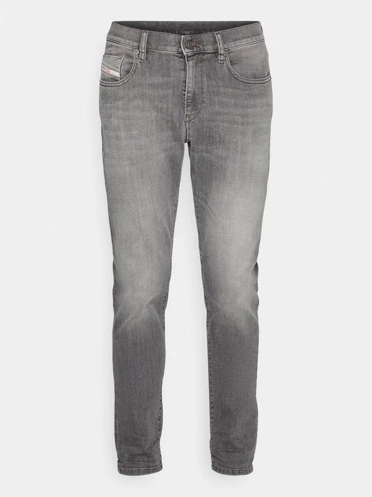 Zdjęcie produktu Jeansy Slim Fit Diesel