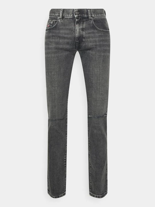 Zdjęcie produktu Jeansy Slim Fit Diesel