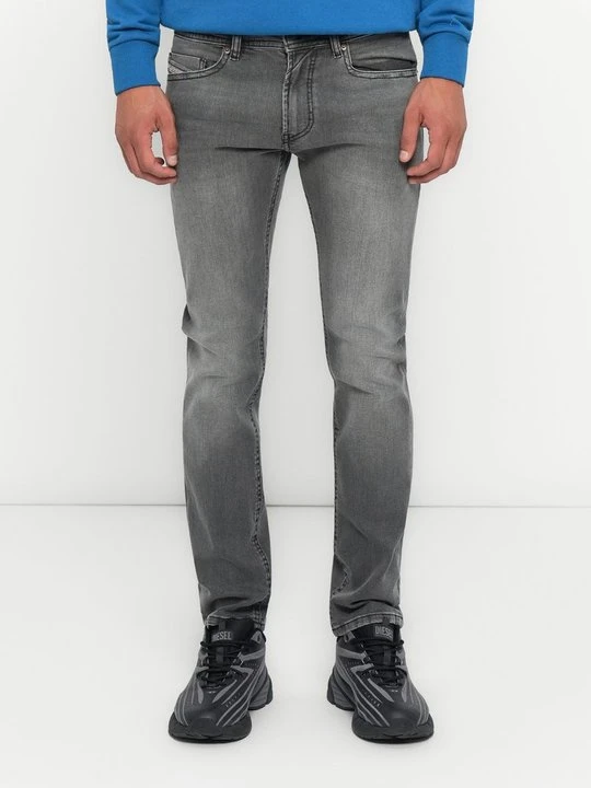Zdjęcie produktu Jeansy Slim Fit Diesel czerwony