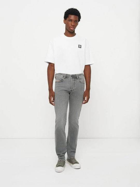Zdjęcie produktu Jeansy Slim Fit Diesel czarny