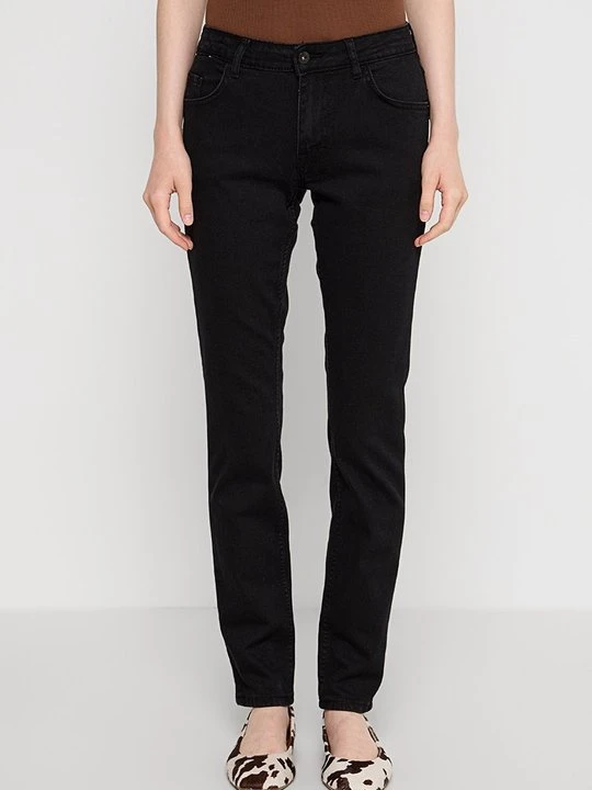 Zdjęcie produktu Jeansy Slim Fit Mustang czarny