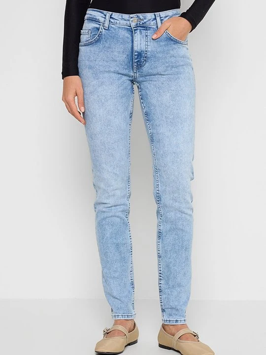Zdjęcie produktu Jeansy Slim Fit Mustang jasnoniebieski