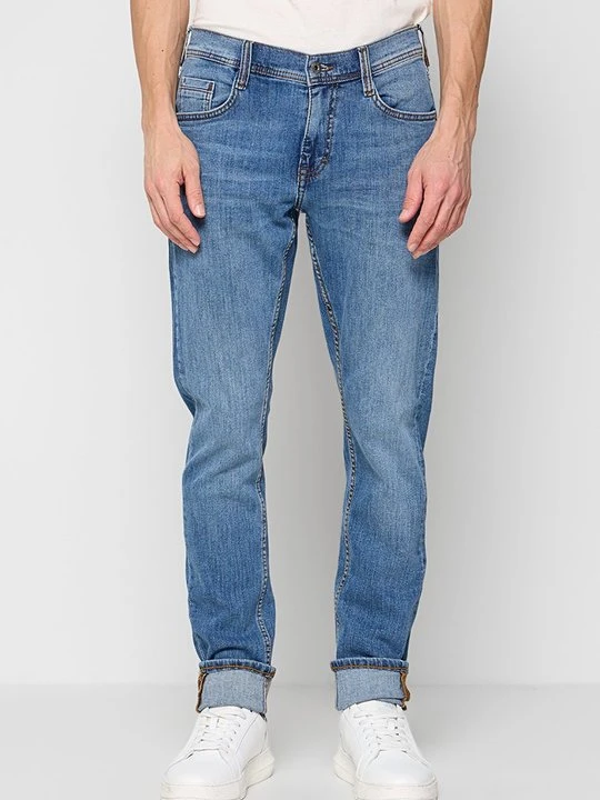 Zdjęcie produktu Jeansy Slim Fit Mustang niebieski