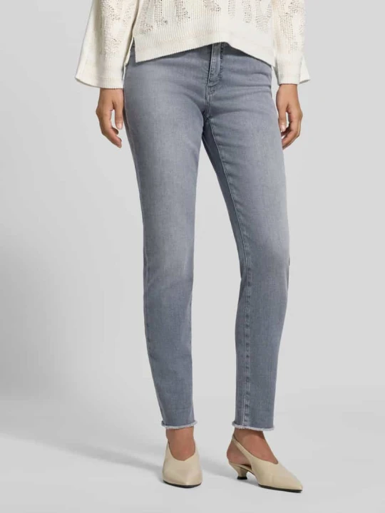 Zdjęcie produktu Jeansy slim z wysokim stanem z naszywką z logo Marc Cain Jasnoszary