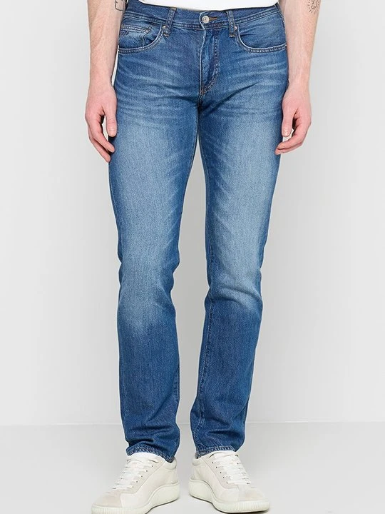 Zdjęcie produktu Jeansy Straight Leg Armani Exchange niebieski