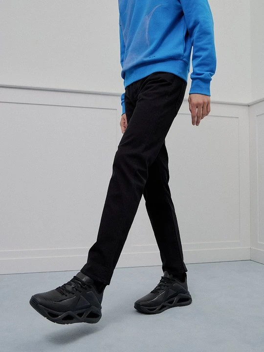 Zdjęcie produktu Jeansy Straight Leg Armani Exchange czarny