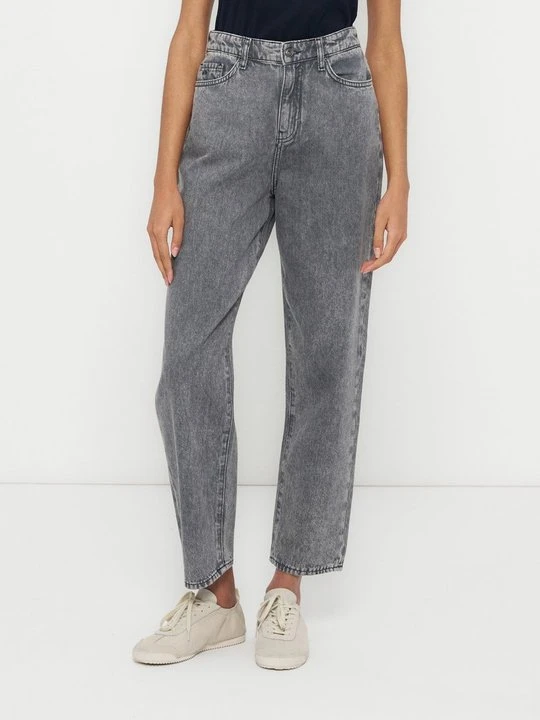 Zdjęcie produktu Jeansy Straight Leg Armani Exchange