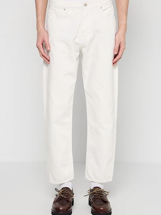 Zdjęcie produktu Jeansy Straight Leg Armani Exchange biały