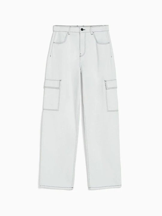 Zdjęcie produktu Jeansy Straight Leg Bershka biały