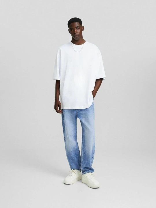 Zdjęcie produktu Jeansy Straight Leg Bershka jasnoniebieski denim