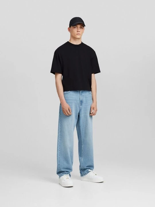 Zdjęcie produktu Jeansy Straight Leg Bershka jasnoniebieski denim