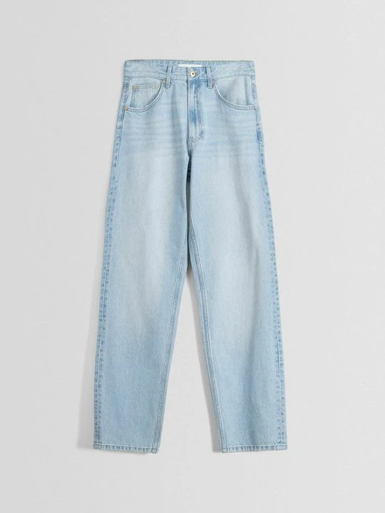 Zdjęcie produktu Jeansy Straight Leg Bershka jasnoniebieski
