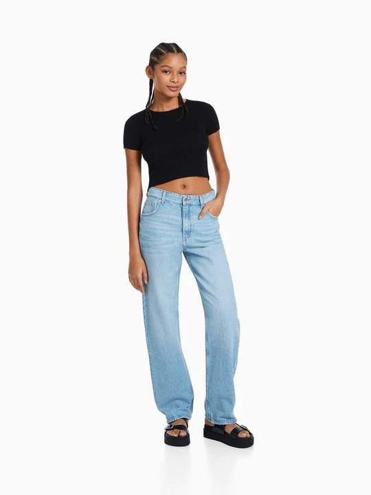 Zdjęcie produktu Jeansy Straight Leg Bershka jasnoniebieski denim