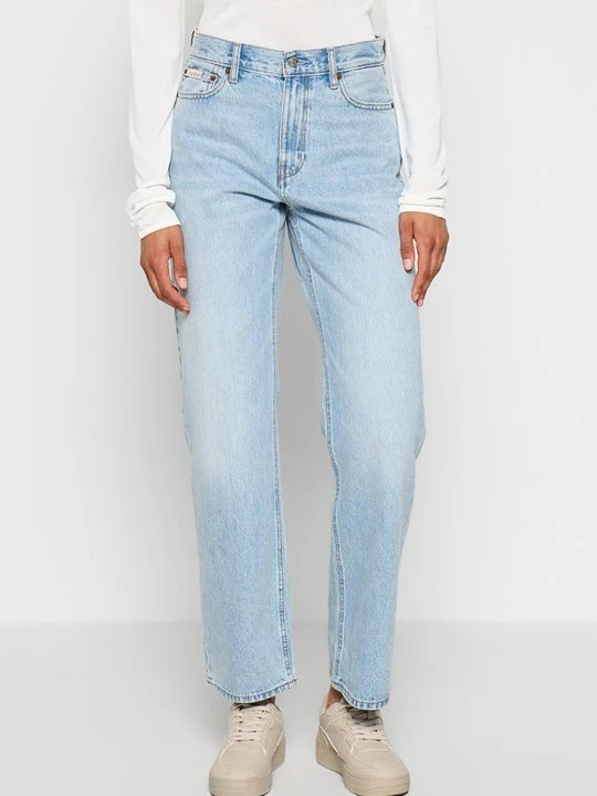 Zdjęcie produktu Jeansy Straight Leg Calvin Klein Jeans jasnoniebieski