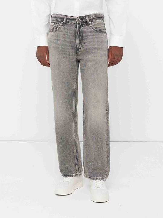 Zdjęcie produktu Jeansy Straight Leg Calvin Klein Jeans szary